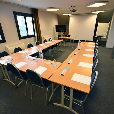 Kyriad Est Mirande Ξενοδοχείο Ντιζόν