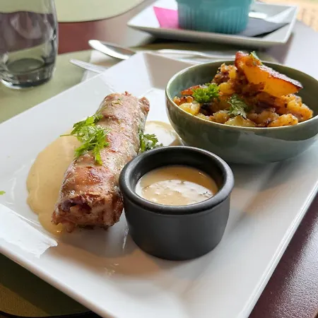 Kyriad Est Mirande 3* Dijon