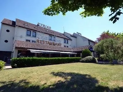 Kyriad Est Mirande Hotell 3*
