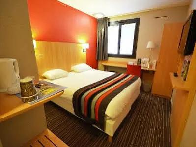 Kyriad Est Mirande Hotell Dijon