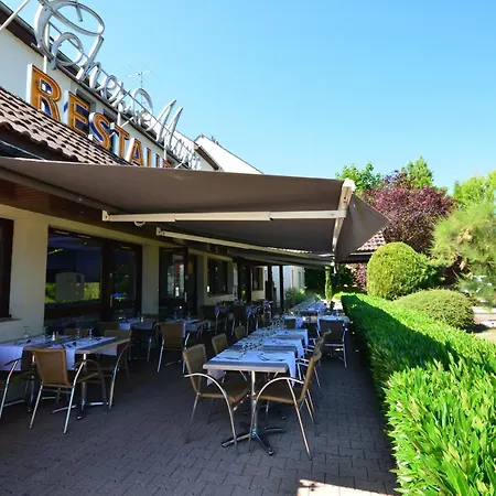 Hotell Kyriad Est Mirande 3*