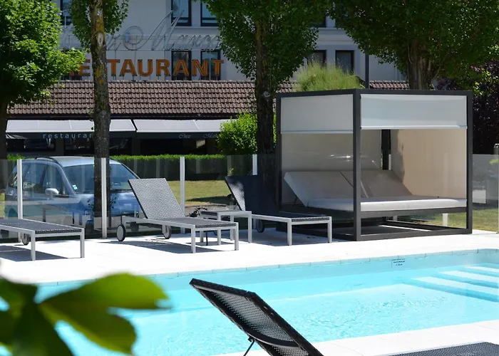 Kyriad Est Mirande Dijon