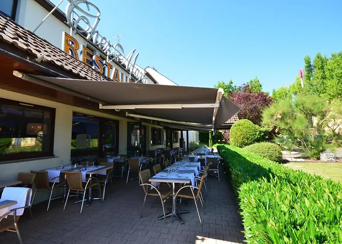 Hotel Kyriad Est Mirande 3*